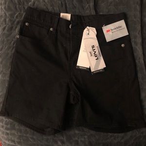 Levi’s Commuter Shorts